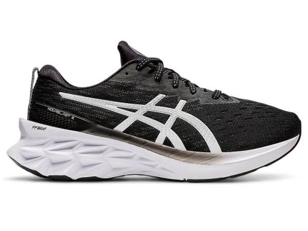 Asics Hardloopschoenen Dames, NOVABLAST Zwart - Asics Schoenen Outlet | B7124086-IL